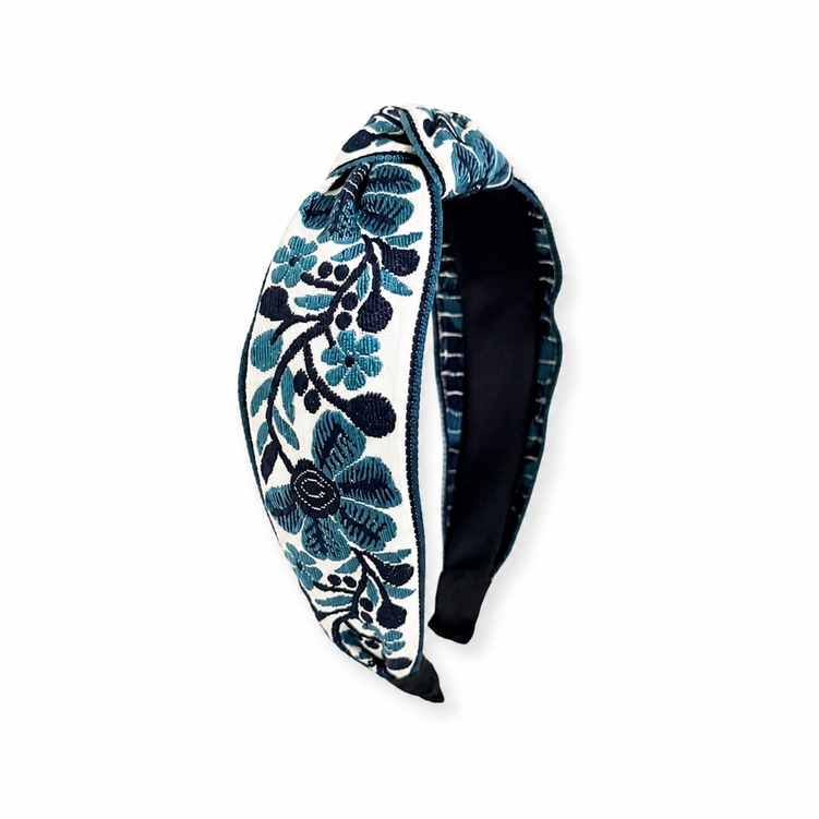 French Floral Woven Headband – Embroidered Texture - Image 3